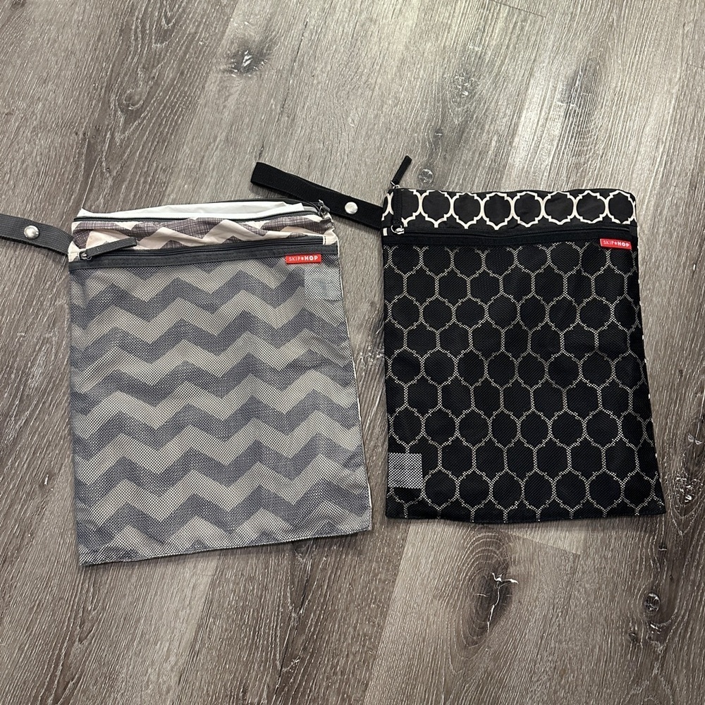 Skip hop wet bags bundle of 2